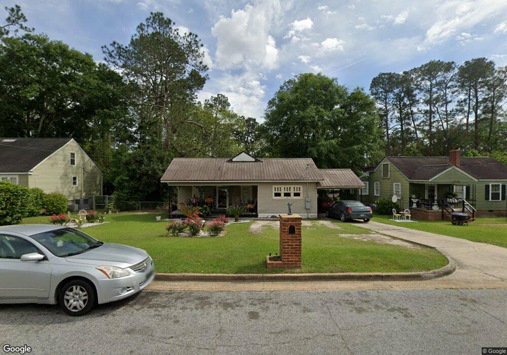 220 Hillcrest Ave, Moultrie, GA 31768 - photo 1