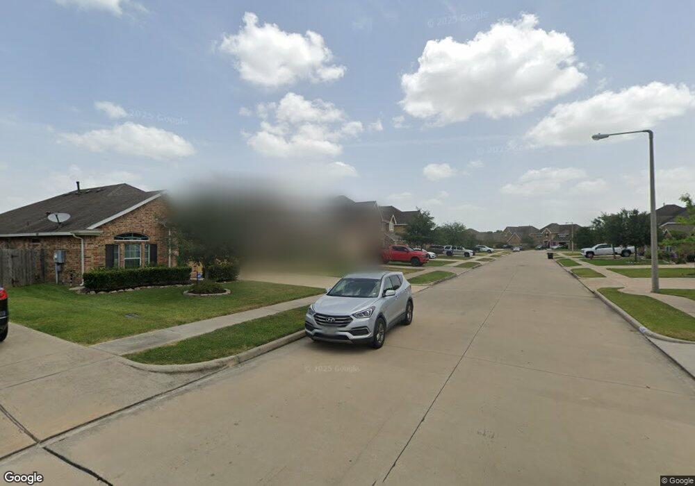 1196 Quarterhorse Dr, Alvin, TX 77511 - photo 1