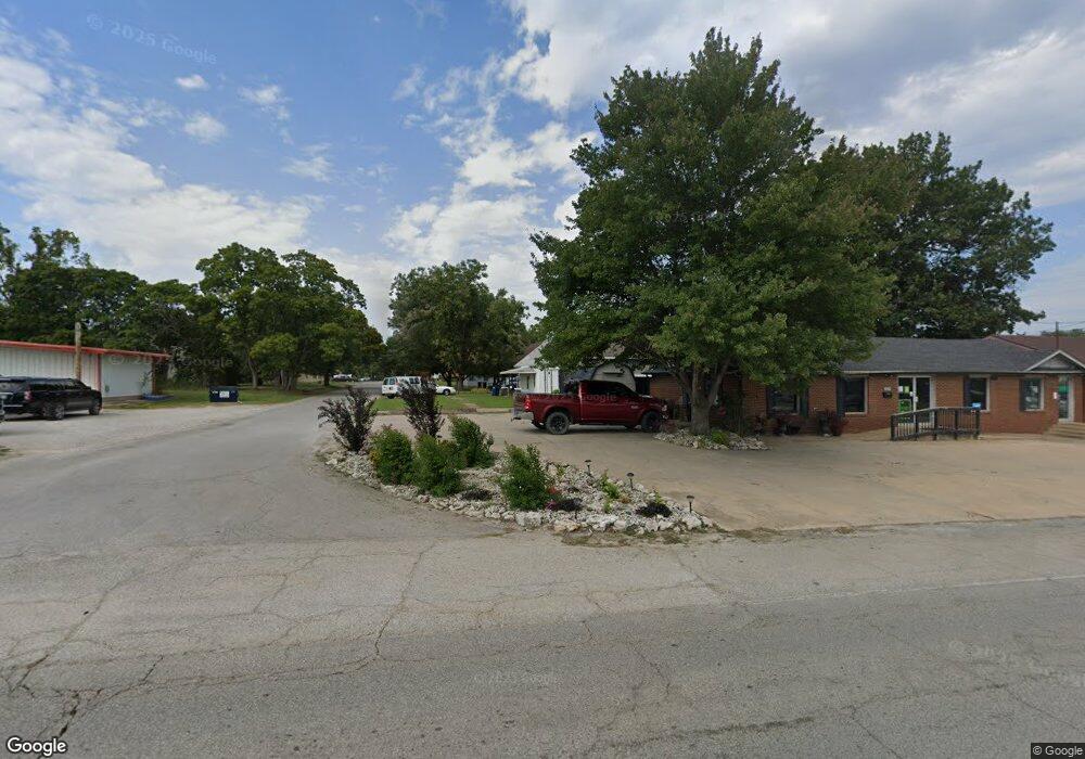 309 W Caddo St, Cleveland, OK 74020 - photo 1