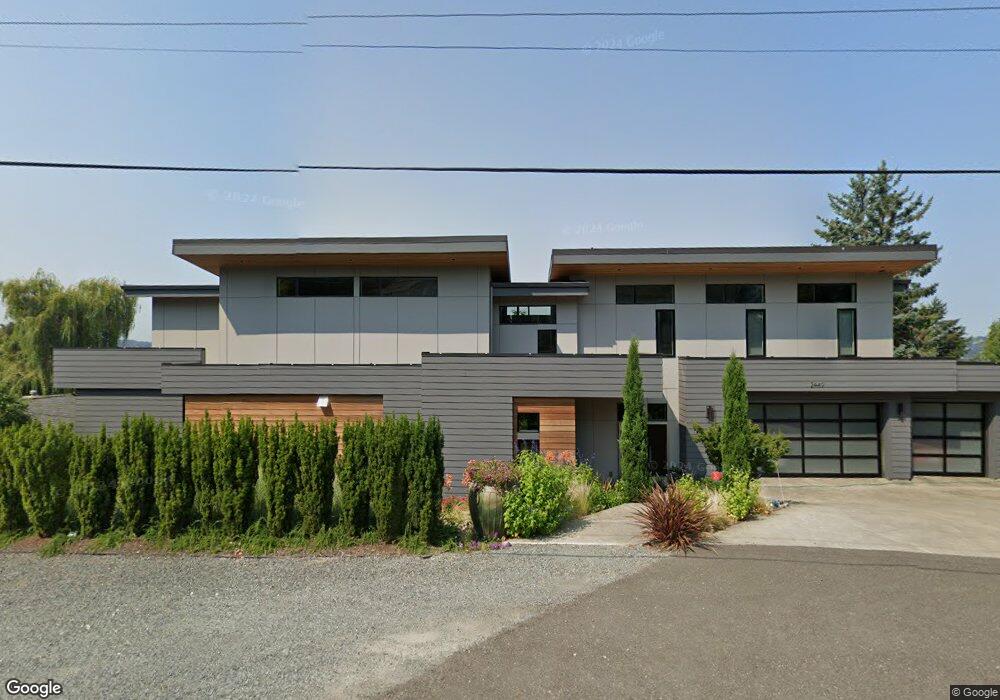 2449 W Mercer Way, Mercer Island, WA 98040 - photo 1