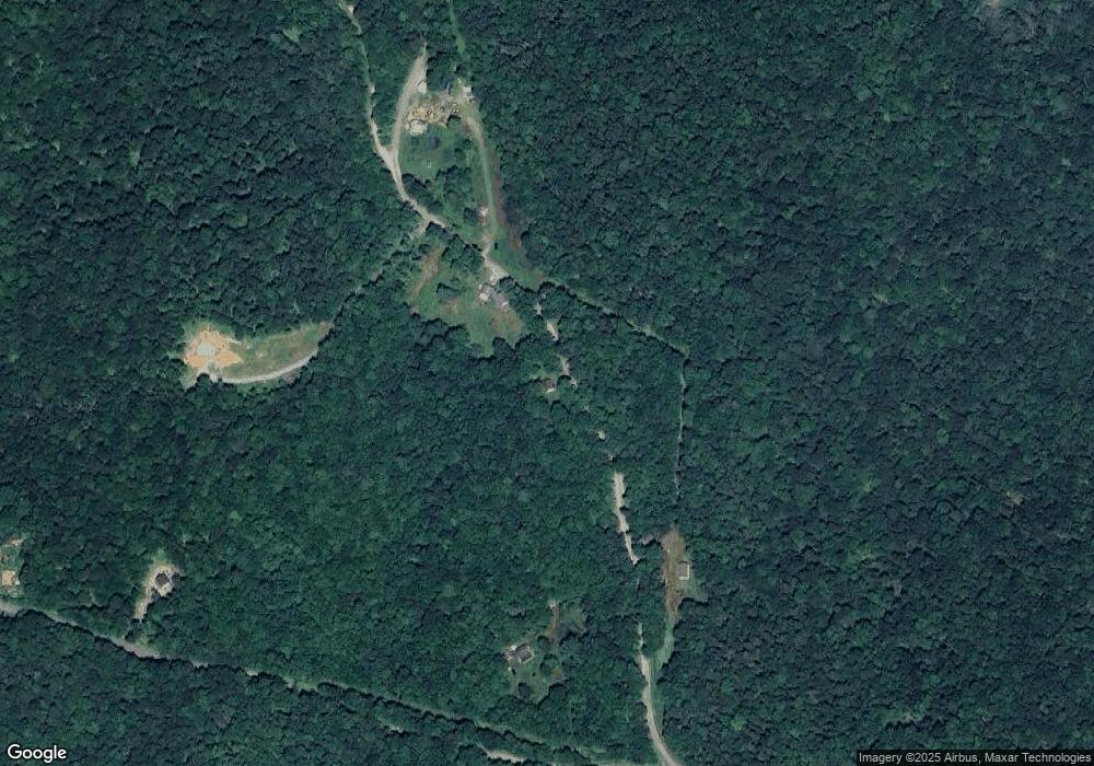 1755 Howe Pond Rd, Readsboro, VT 05350 - photo 1