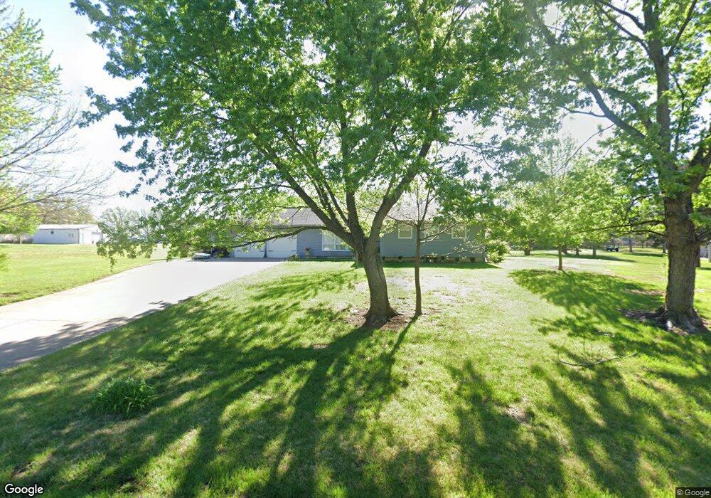 1810 SW Valley Glen Rd, Topeka, KS 66615 - photo 1