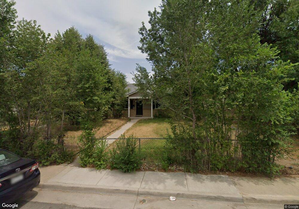 1242 Akron St, Aurora, CO 80010 - photo 1