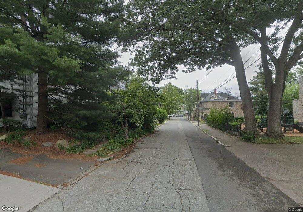 528 Lloyd Ave, Providence, RI 02906 - photo 1