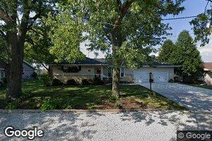 606 E Maple St, Tolono, IL 61880