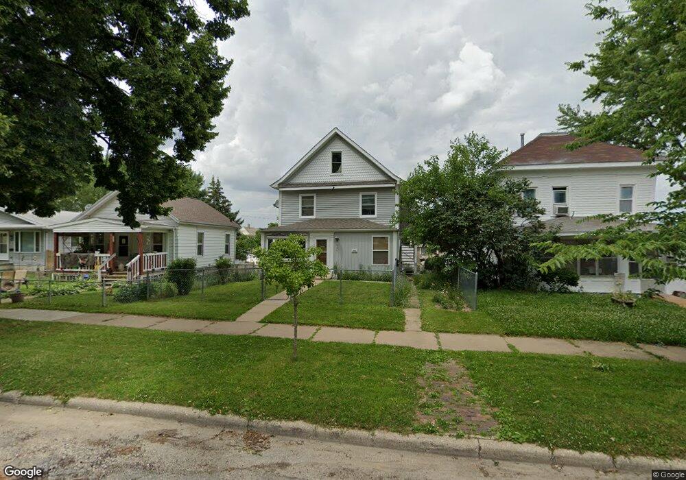 806 18th Ave SW, Cedar Rapids, IA 52404 - photo 1