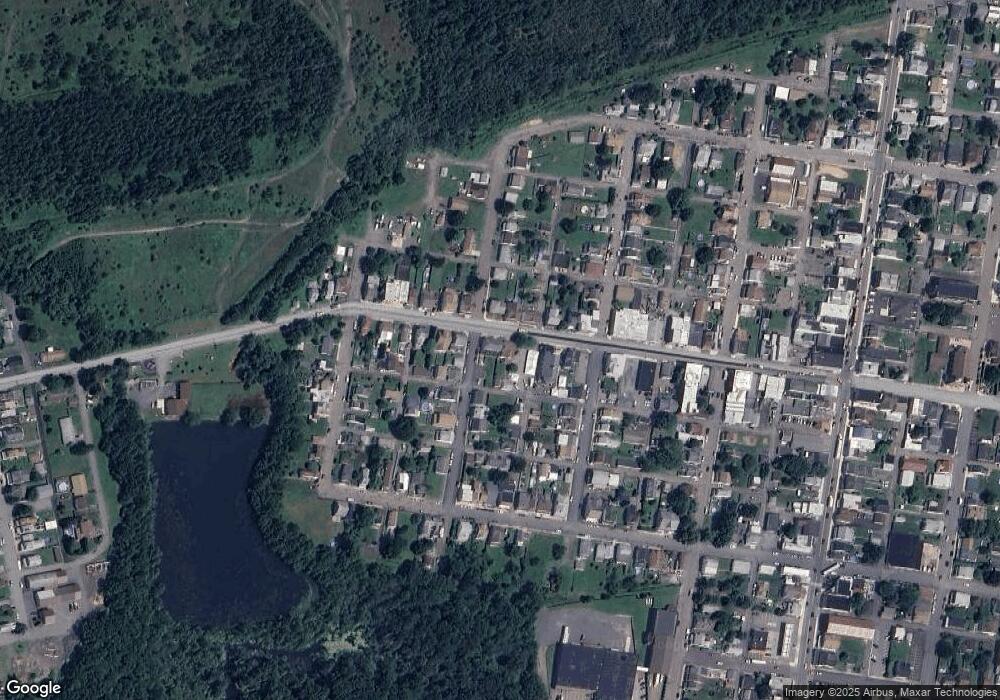 242 W Blaine St, McAdoo, PA 18237 - photo 1