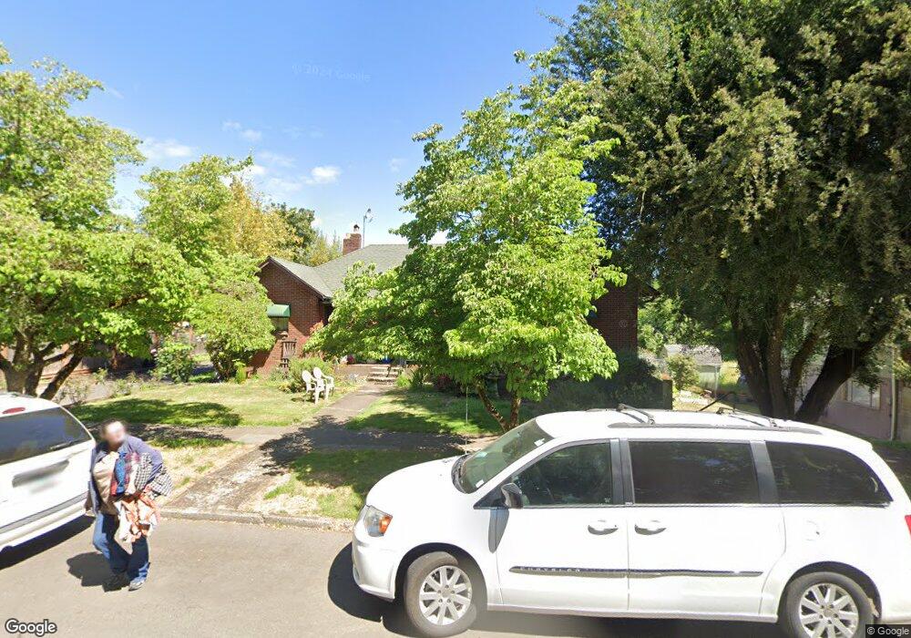 246 B St, Independence, OR 97351 - photo 1