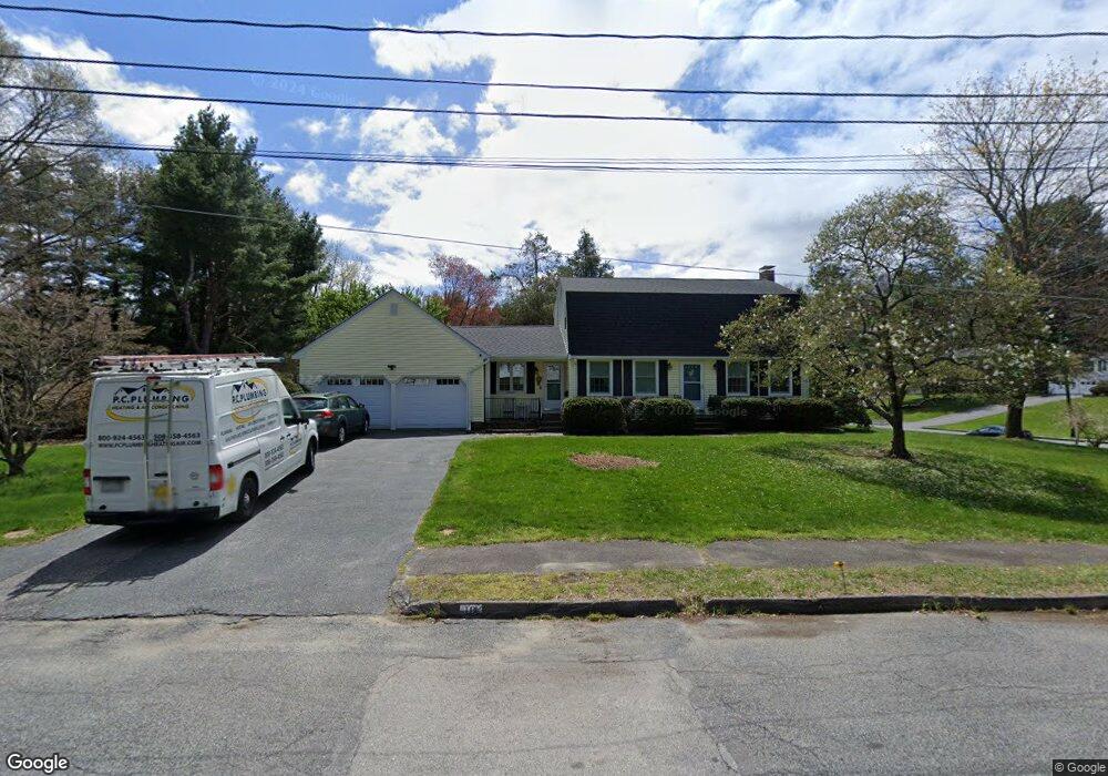 10 Upton Rd, Framingham, MA 01701 - photo 1