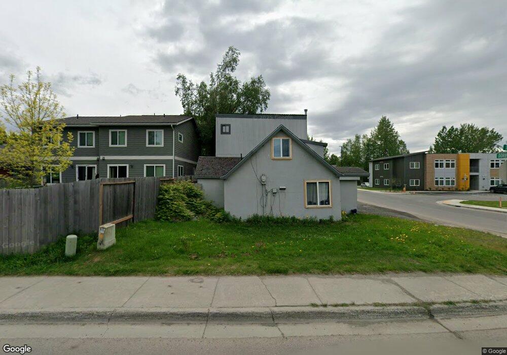 1106 W 36th Ave, Anchorage, AK 99503 - photo 1