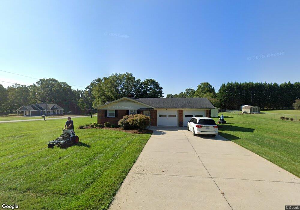 1665 Allen Ln, Conover, NC 28613 - photo 1