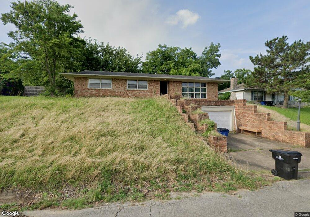 1716 W Washington St, Denison, TX 75020 - photo 1