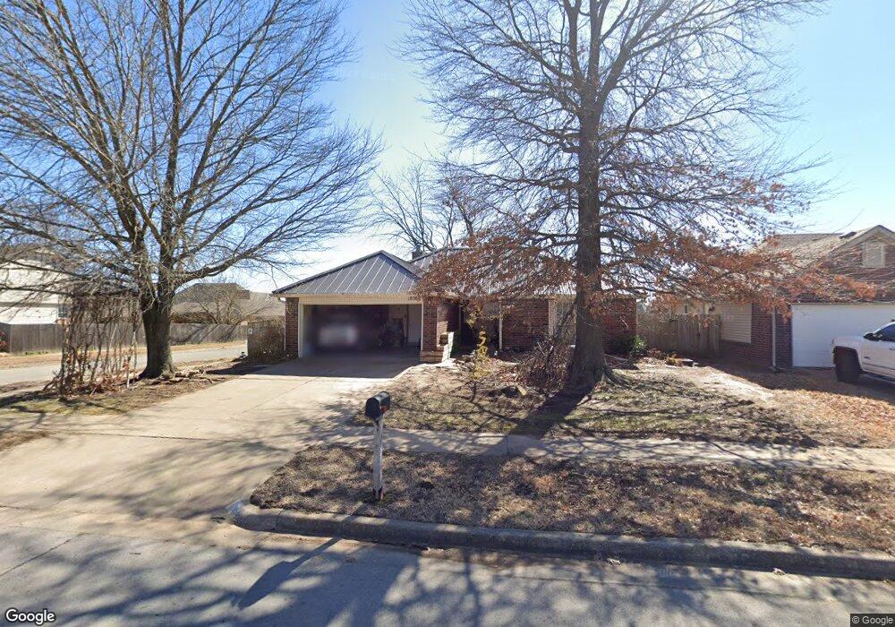 1038 E 133rd St, Glenpool, OK 74033 - photo 1