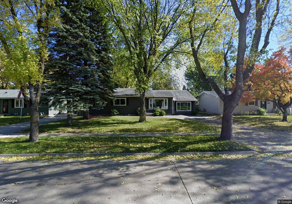 1507 S 17th St, Grand Forks, ND 58201 - photo 1