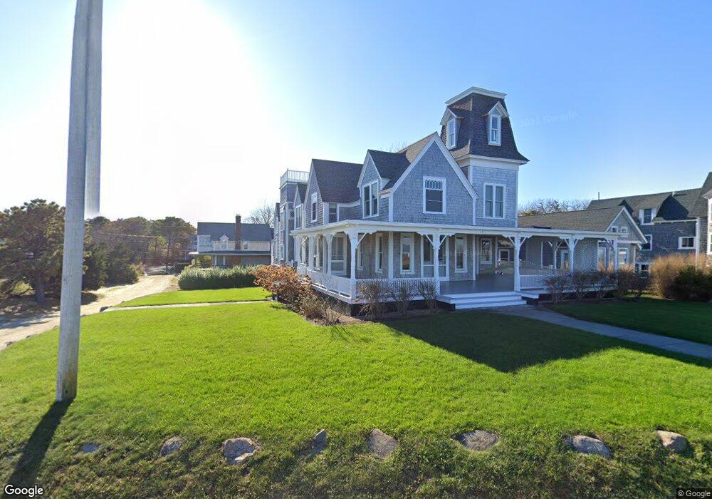 128 E Chop Dr, Vineyard Haven, MA 02568 - photo 1