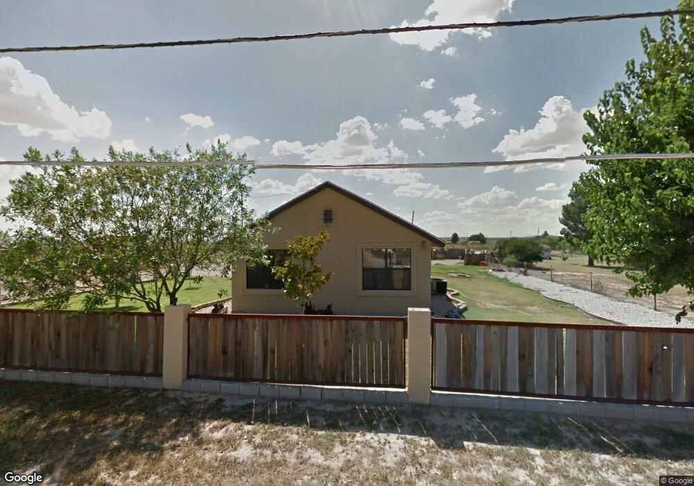 4509 Taos St, Carlsbad, NM 88220 - photo 1