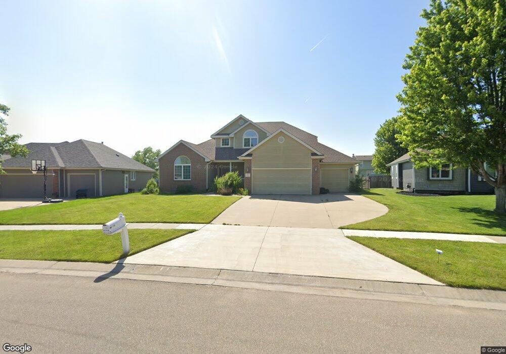 2617 SW Chauncey Ct, Topeka, KS 66614 - photo 1
