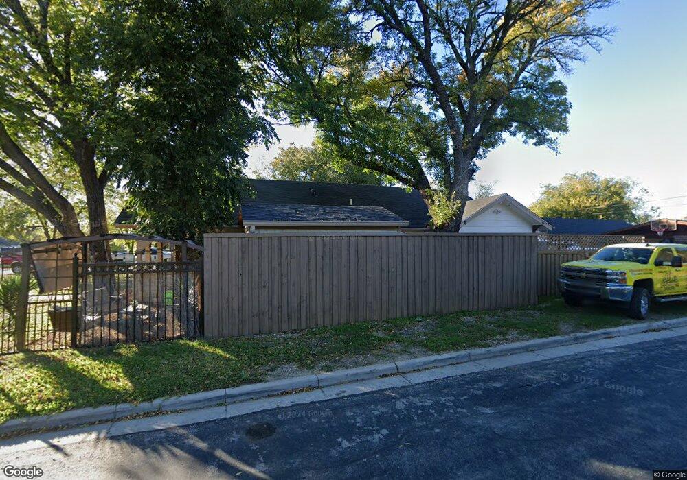 802 W Church St, Grand Prairie, TX 75050 - photo 1