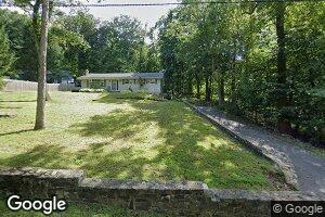 352 Bellis Rd, Bloomsbury, NJ 08804