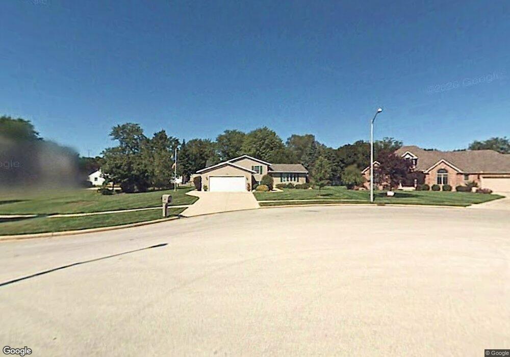 812 Challenger Dr, Woodville, OH 43469 - photo 1