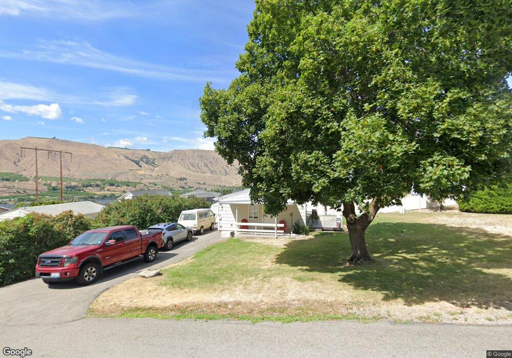 860 S Nancy Ave, East Wenatchee, WA 98802 - photo 1