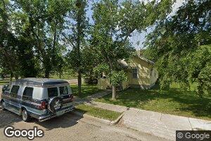 322 S 8th St, Wishek, ND 58495