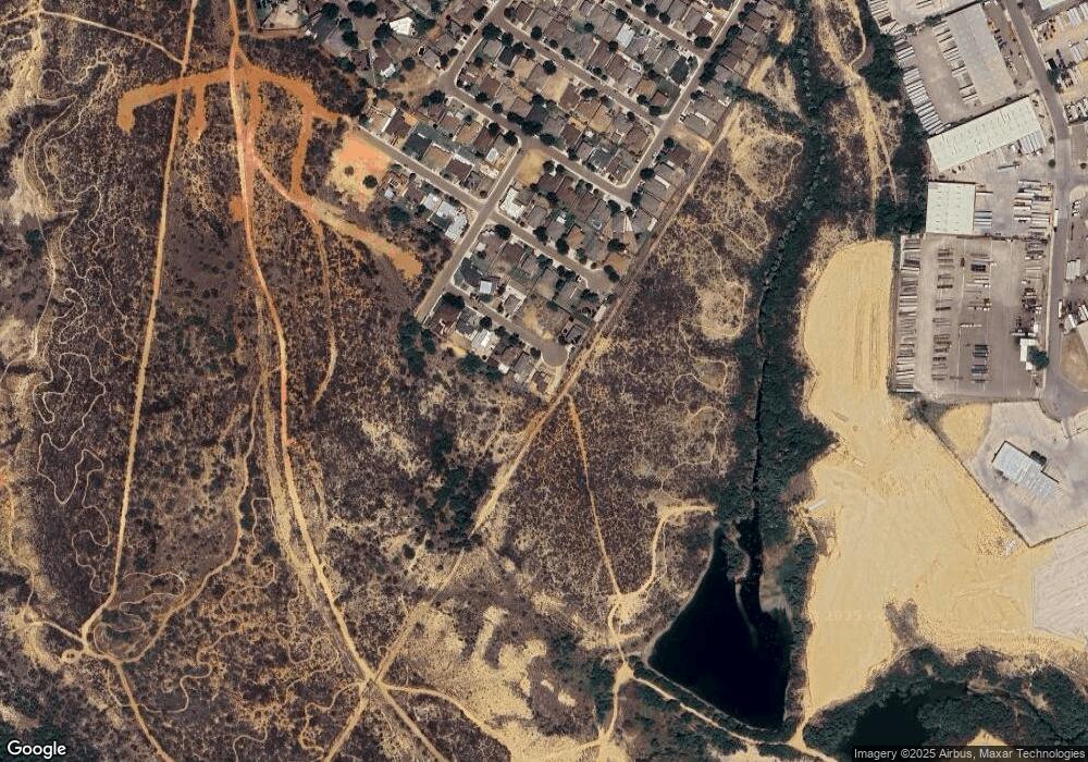 619 Cowbird Cove Ct, Laredo, TX 78045 - photo 1