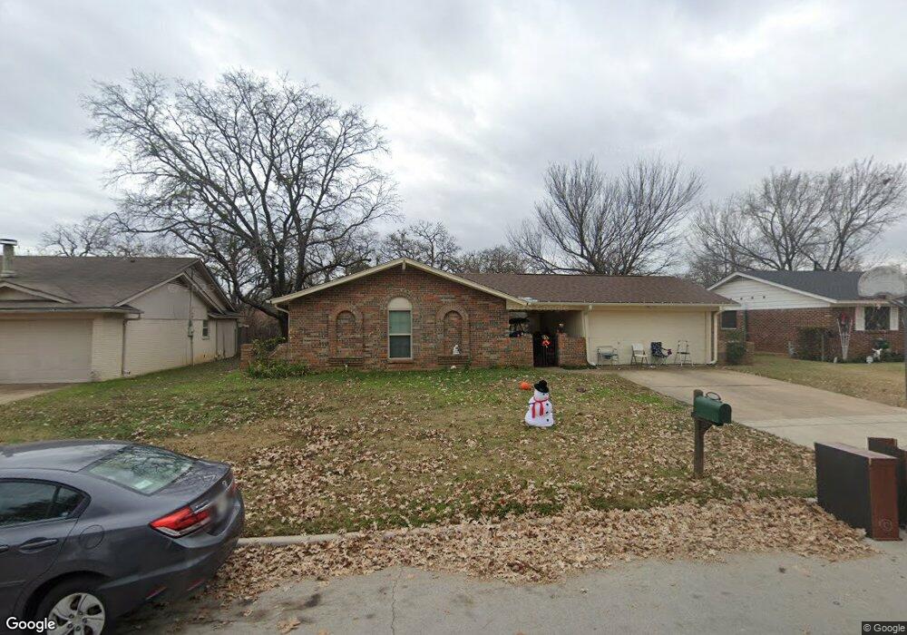 729 Ponderosa Dr, Hurst, TX 76053 - photo 1