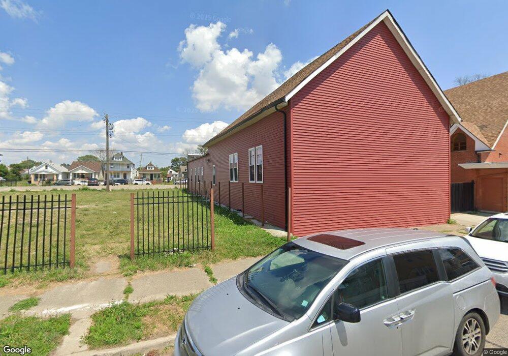 12520 Mitchell St, HamtraMcK, MI 48212 - photo 1