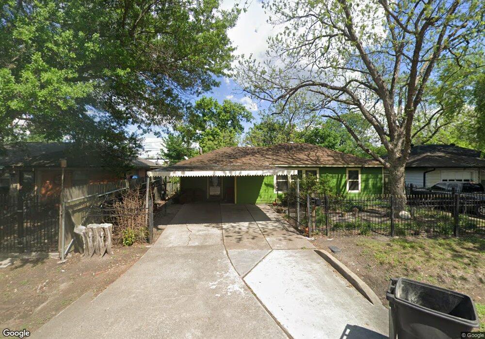 4314 Cornell St, Houston, TX 77022 - photo 1