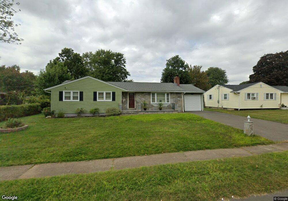 69 Regency Dr, West Hartford, CT 06110 - photo 1