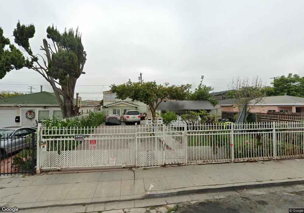 710 W Plum St, Compton, CA 90222 - photo 1