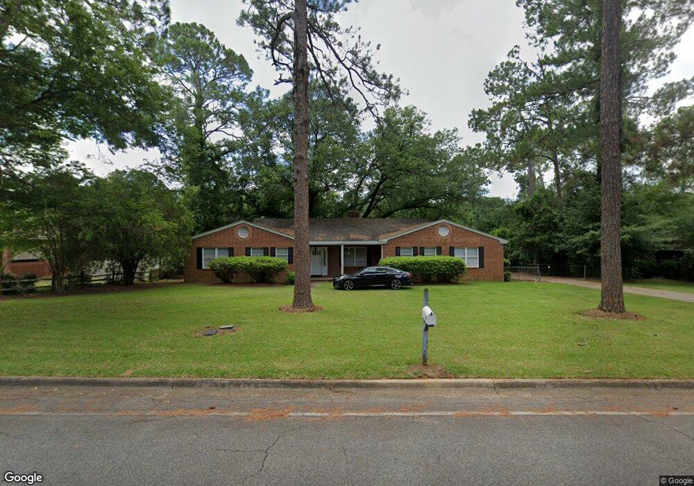 1004 Forest Glen Dr, Albany, GA 31707 - photo 1