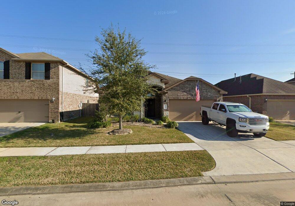 332 Kendall Crest Dr, Alvin, TX 77511 - photo 1
