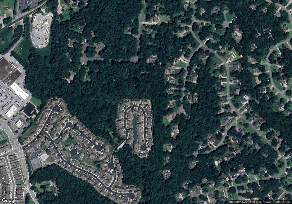 569 Fox Creek Crossing, Woodstock, GA 30188 - photo 1