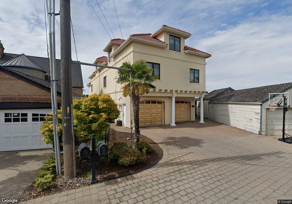 1804 Day Island Blvd W, University Place, WA 98466 - photo 1