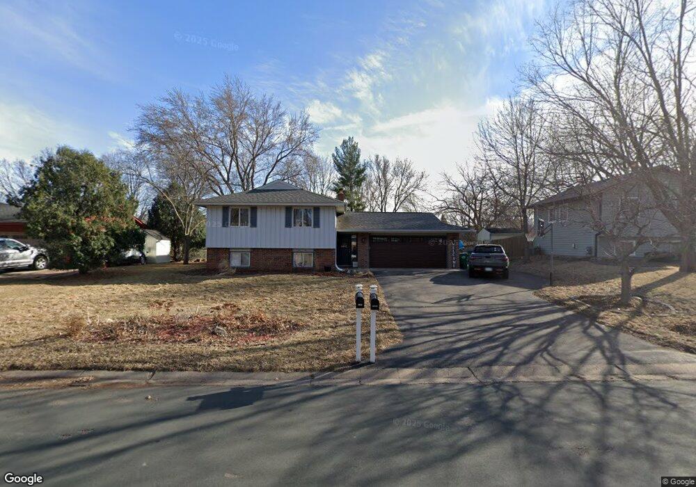 10925 101st Place N, Maple Grove, MN 55369 - photo 1