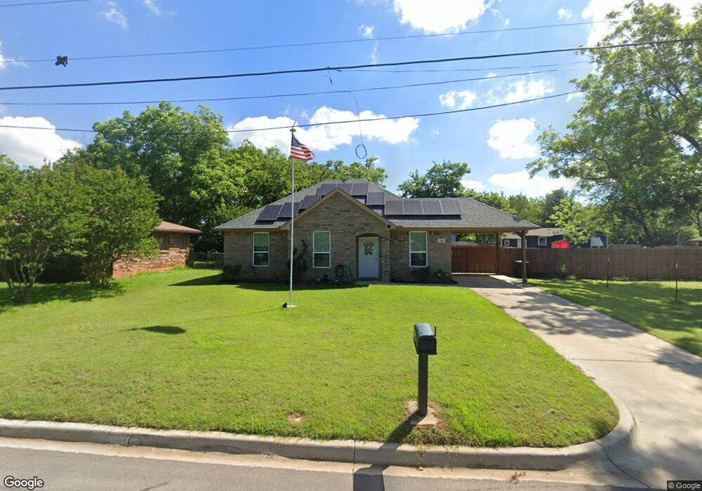 310 Gatrix Ave, Cleburne, TX 76033 - photo 1