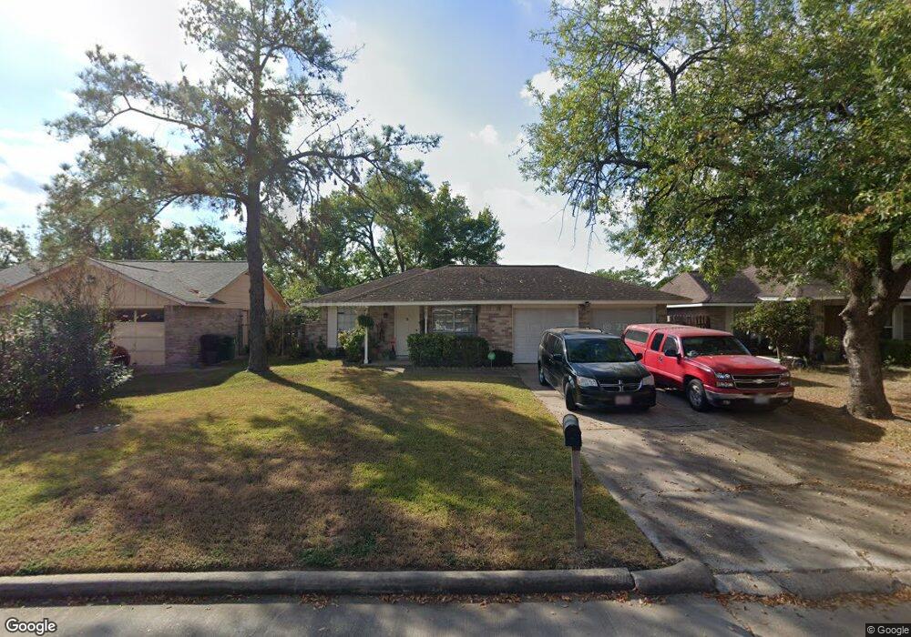 7707 Battlepine Dr, Houston, TX 77040 - photo 1