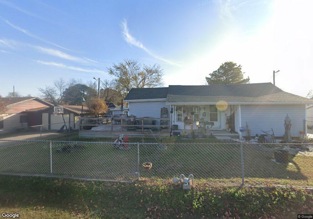 504 E Elm Ave, Eufaula, OK 74432 - photo 1