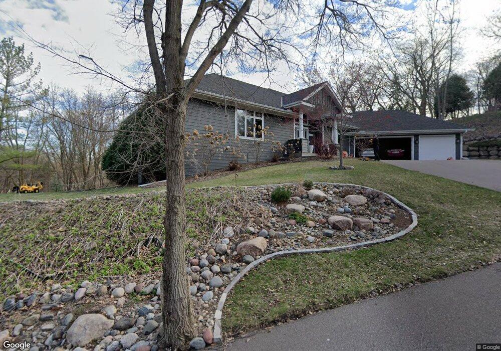 4920 Sparrow Rd, Minnetonka, MN 55345 - photo 1