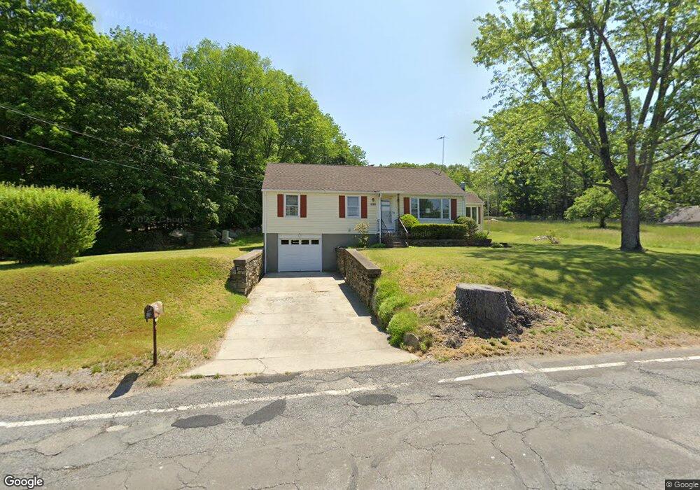 394 Blackstone St, Uxbridge, MA 01569 - photo 1