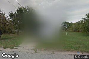 402 2nd St SW, Waukon, IA 52172