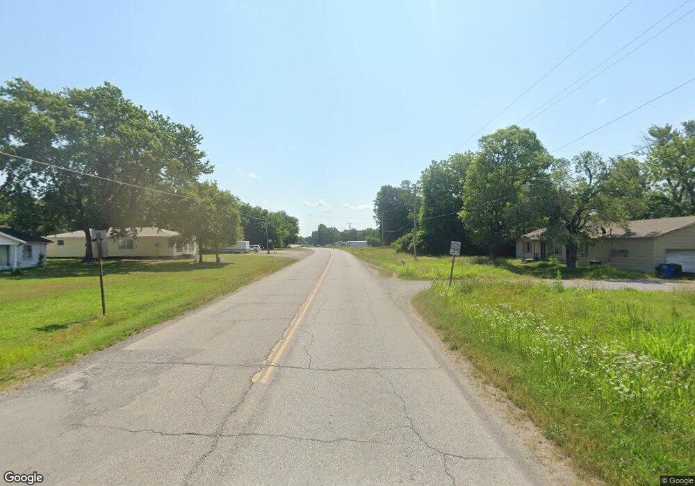 215 E Main St, Chouteau, OK 74337 - photo 1