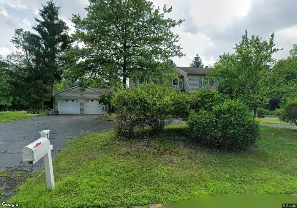 2 Grenadier Dr, Mahwah, NJ 07430 - photo 1