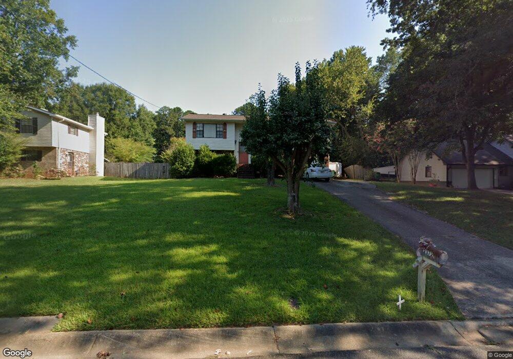 2372 Lago Dr, Jonesboro, GA 30236 - photo 1