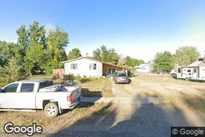 341 N 2nd Ave, Forsyth, MT 59327