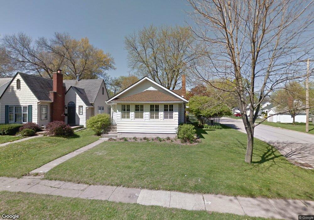 501 30th St SE, Cedar Rapids, IA 52403 - photo 1