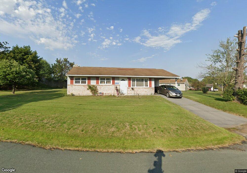 3405 Westview Cir, Greencastle, PA 17225 - photo 1