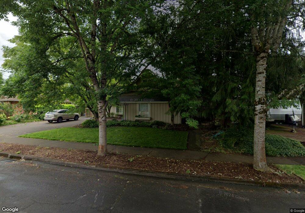 1280 Flintridge Ave, Eugene, OR 97401 - photo 1